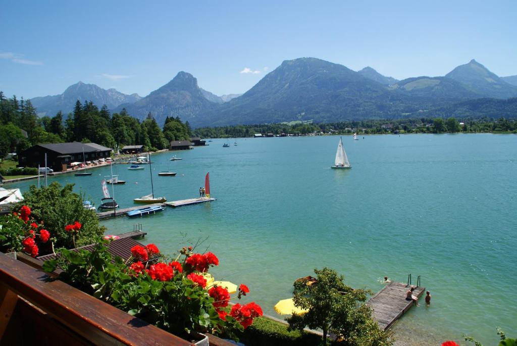 Hotel Garni Buchinger Sankt Wolfgang im Salzkammergut Exterior photo